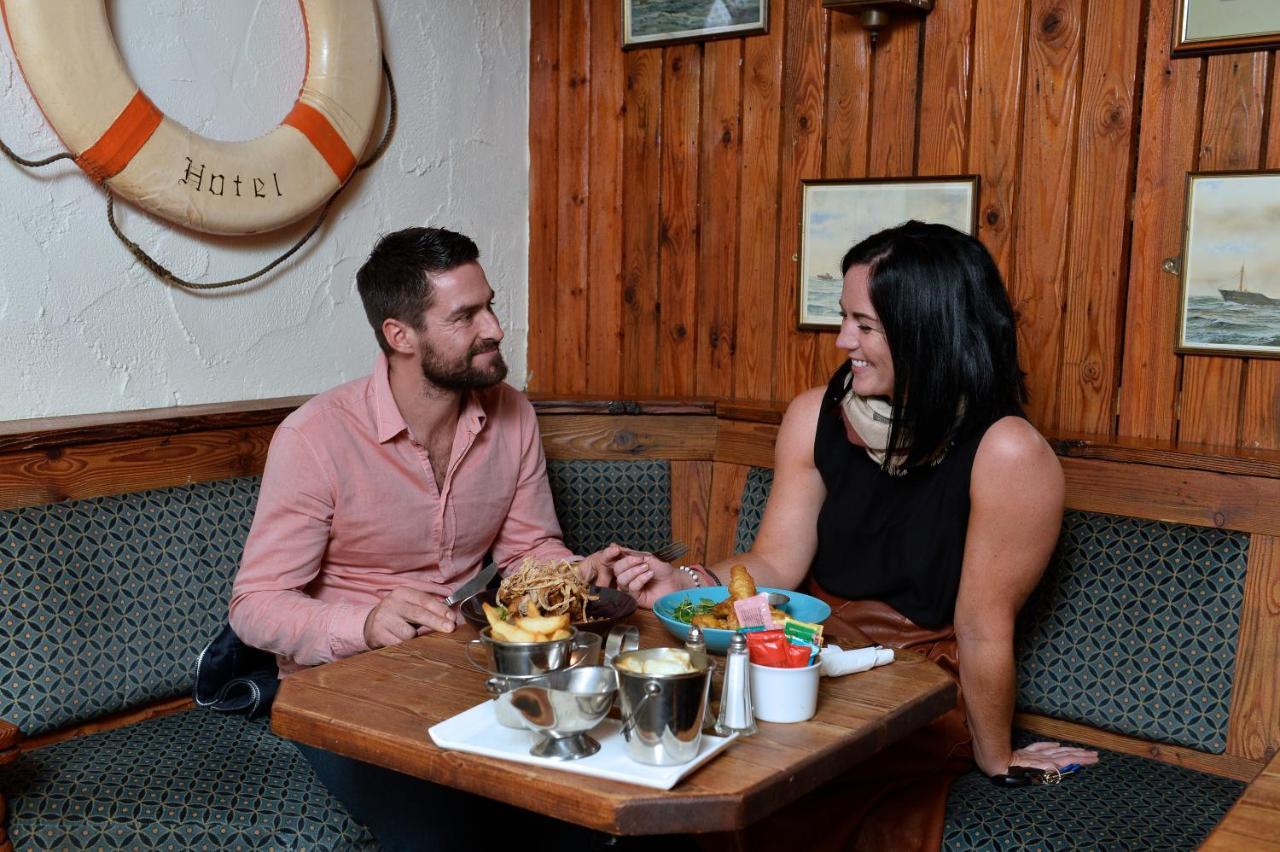 קאריקפרגוס Dobbins Inn מראה חיצוני תמונה